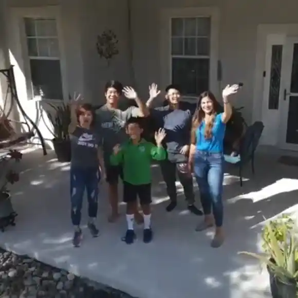 Familia Feliz